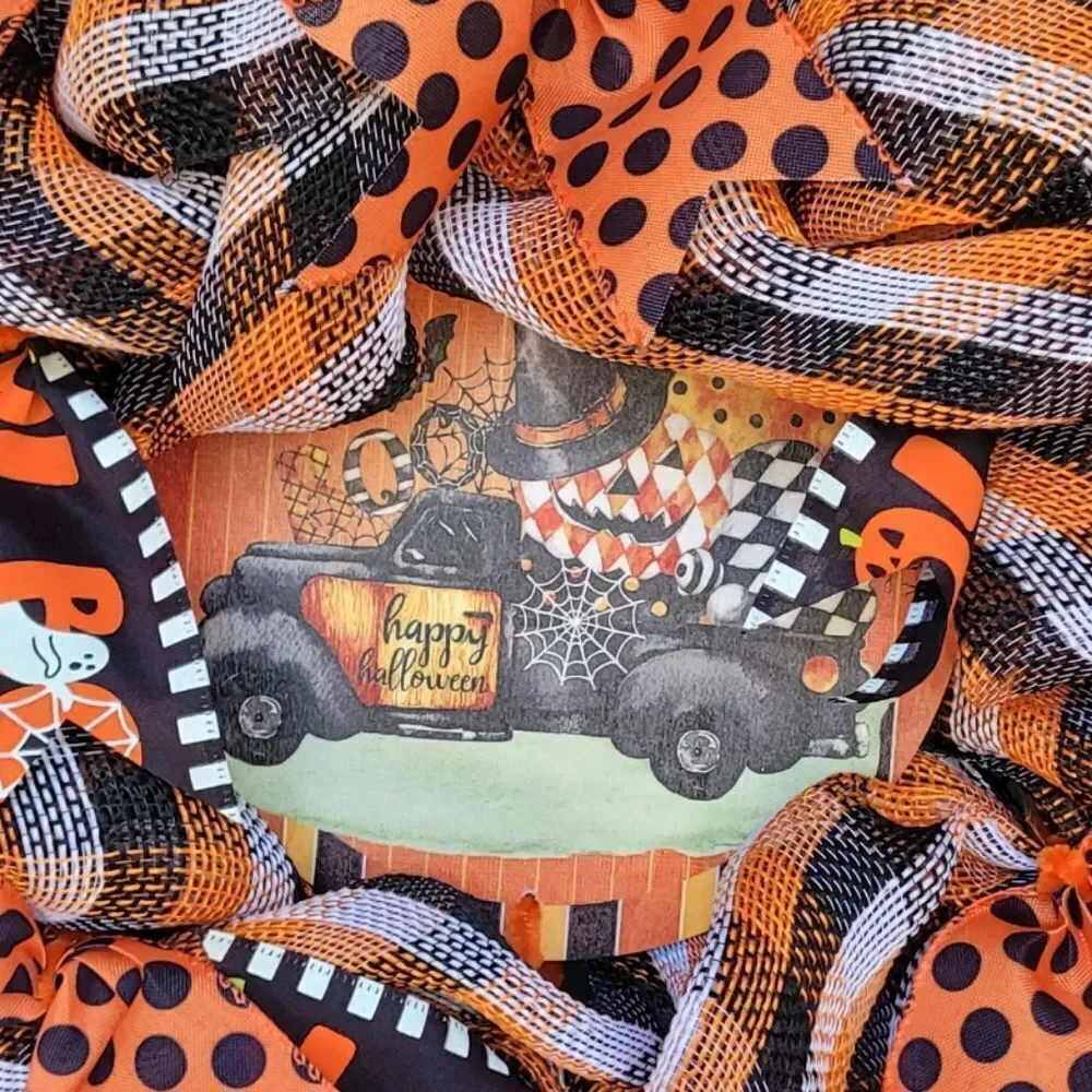 Halloween wreath/ plaid